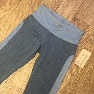 Threads 4 Thought Gray Heathered Leggings Size XS